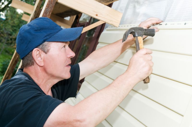 Experienced Vinyl Siding Technician
